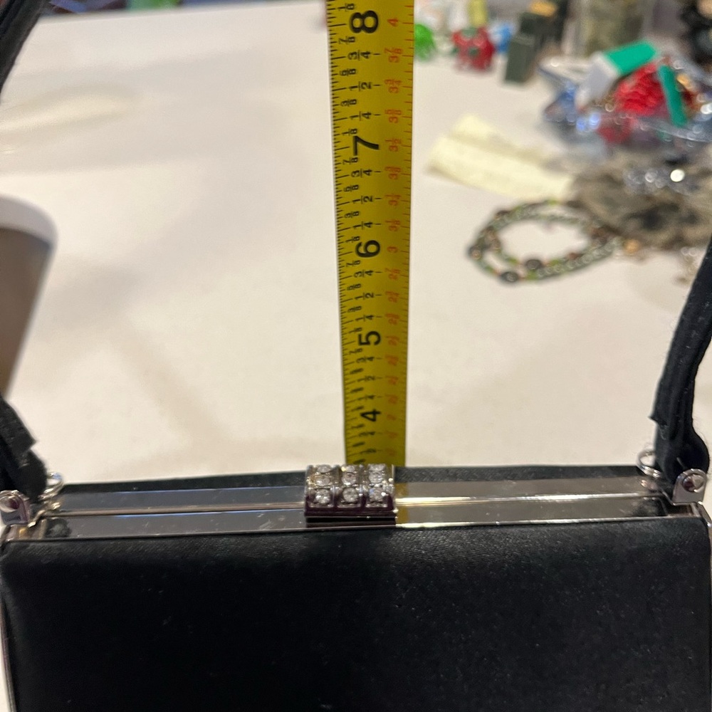 Vintage Sasha Fancy Black Rhinestone Snap Closure Purse
New never used - Picture 8 of 9